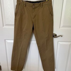 Men’s Dockers Khaki pant 34W 32L